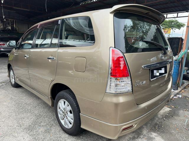 2009 Toyota INNOVA 2.0 G FACELIFT (A) - 4