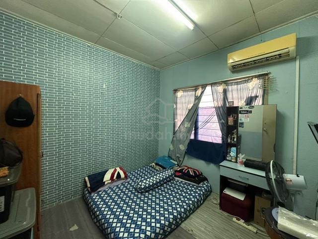 Rumah Pangsa Permas Jaya 1
