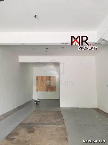 OPEN FACING Ground Floor Shop Lot Aman Square FOR RENT 1
