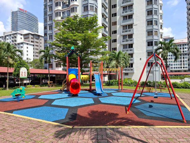 For RENT - Master, middle and single room in Kelana Jaya 3