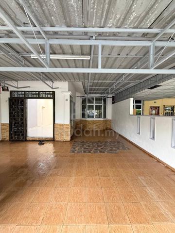 Ayer Hitam|Taman Mekar|1-Storey House| Renovated Unit 1