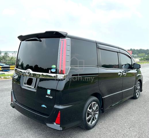 2020 Toyota NOAH 2.0 WXB (A) - 5