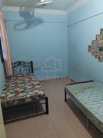 Bilik sewa di pangsa Taman Merdeka 1