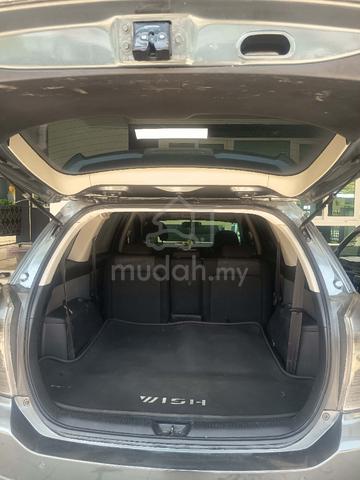 2005 Toyota WISH 1.8 TYPE E (A) - 1