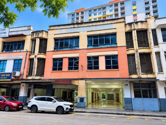 Pudu Mainroad 3 storey shoplot 1