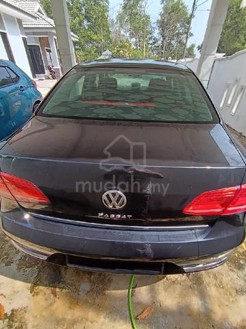 2016 Volkswagen PASSAT 1.8 TSI COMFORTLINE (CKD) - 4