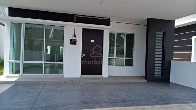 Single storey zero lot bunglow detail as below 1