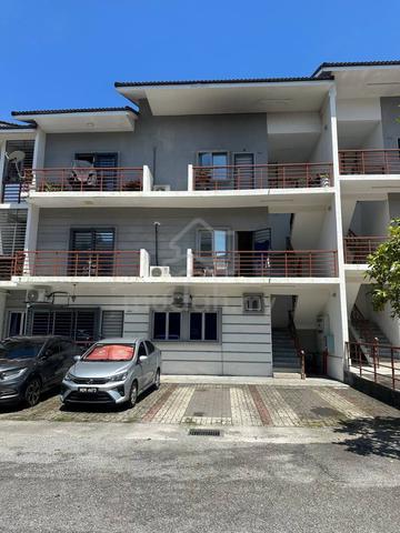 Taman Suci Bandar Ainsdale Townhouse Tingkat 1 Untuk Dijual 1