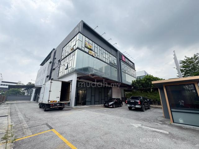 Facing Main Road & LRT | Hicom Glenmarie Industrial Park, Shah Alam 1