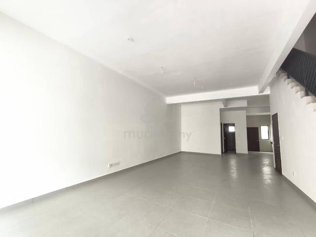 [Lowest Price] Residensi Bukit Orkid 3 Storey House 1