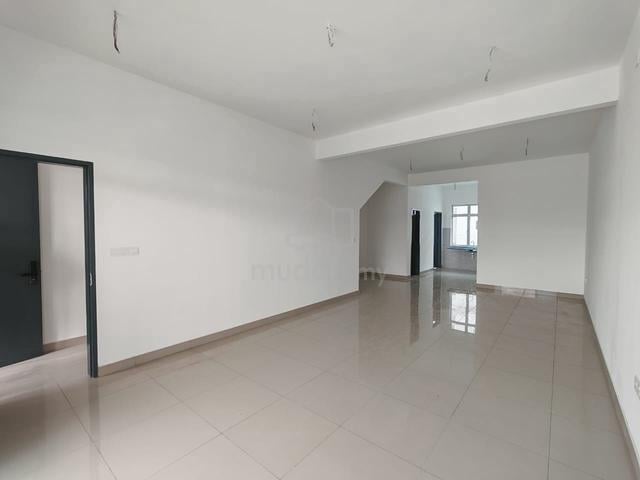 Bandar Dato Onn Jln Perjiranan Double Storey Terrace House For Rent 1