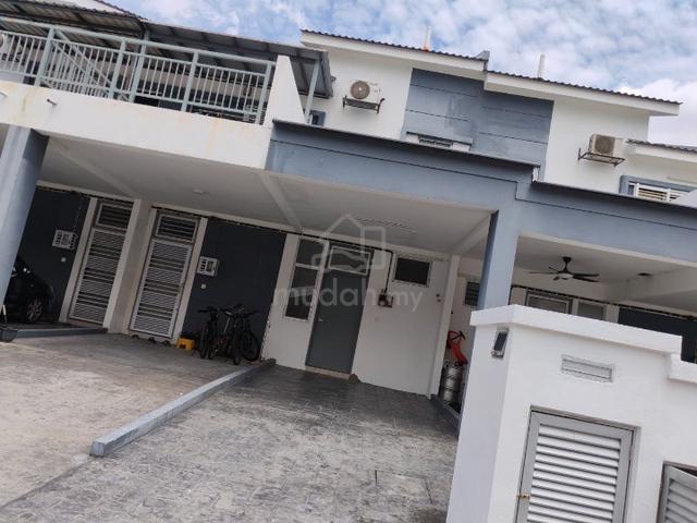 (100%Loan|Low depo)Simfoni Perdana | Townhouse Ground | Non bumi 1