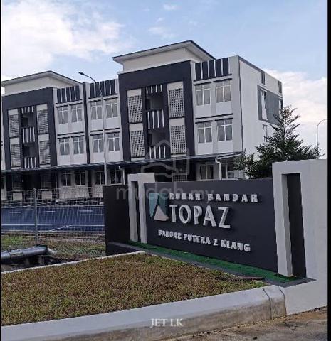 Topaz Townhouse 1