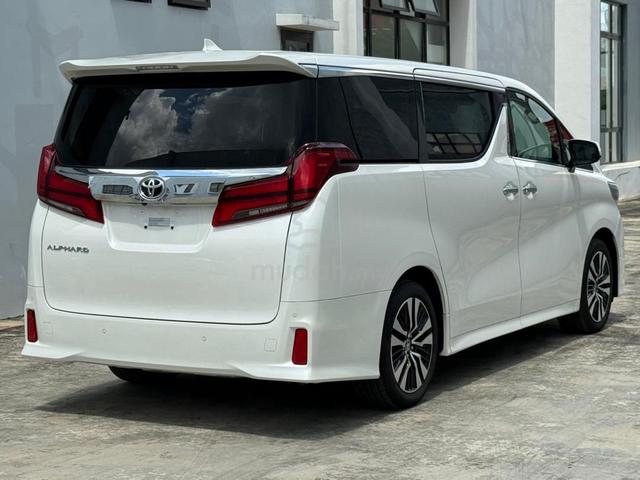 S/ROOF DIM BSM 11K KM 2023 Toyota ALPHARD 2.5 SC - 2