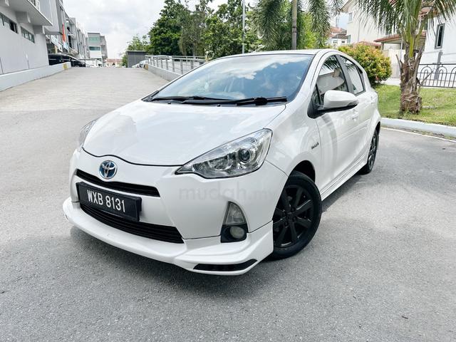 2012 Toyota PRIUS C 1.5 TRD SPORTIVO (A)LOAN/CASH - 2