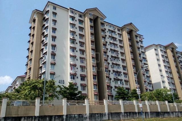 Seri Ixora Apartment 3