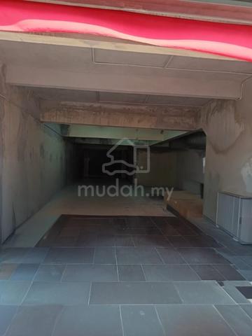 Whole 4 storey Shoplot for RENT [JELUTONG HOTSPOT] 1