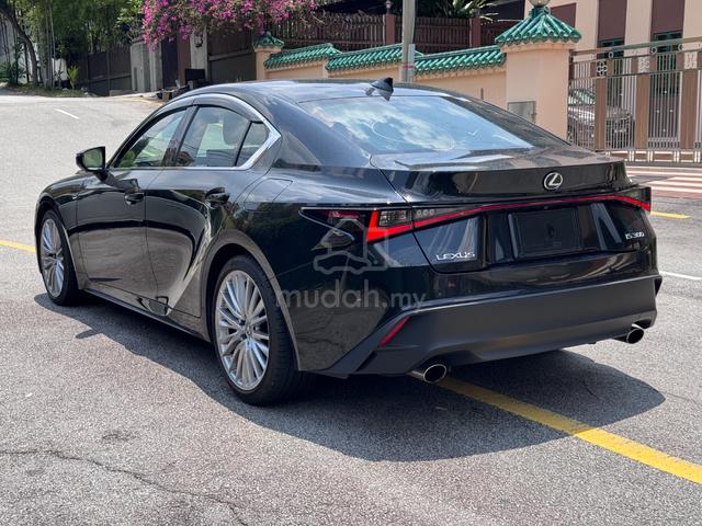 20K KM RED INT 360CAM BSM Lexus IS300 VER-L 2.0 - 4