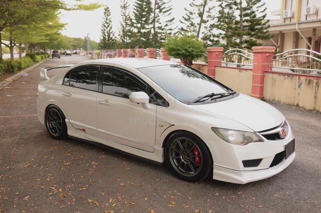 2011 Honda CIVIC 1.8 S-L iVTEC FACELIFT (A) - 1