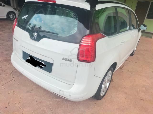 2011 Peugeot 5008 1.6 THP (A) - 3
