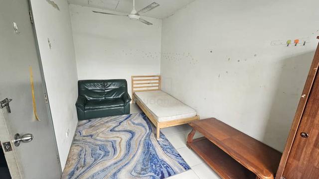 Bilik Male Fully Single Attached Bathroom Prima Saujana Impian Kajang 1