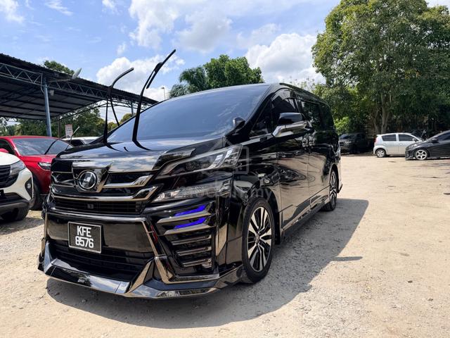 Toyota VELLFIRE 2.5 ZG Sunroof Facelift (A)-18 - 3