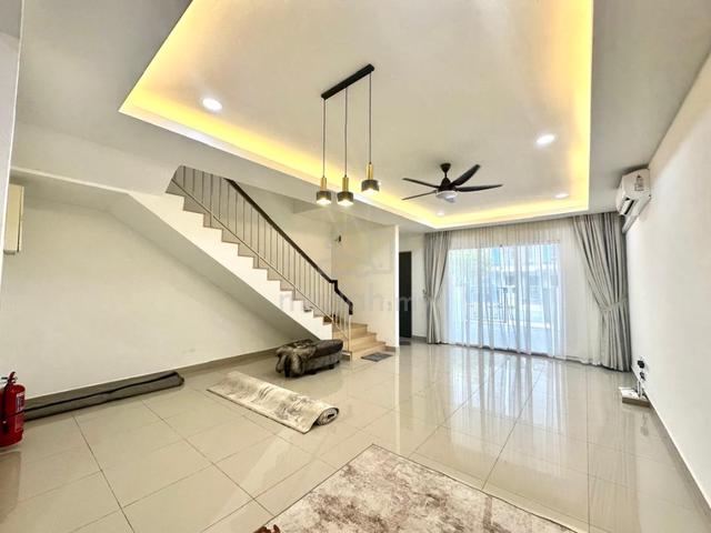 DOUBLE STOREY Terrace House Serenia City SEPANG [FULL LOAN] 1
