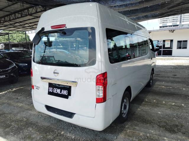 2017 Nissan URVAN 2.5 HIGH ROOF =100% Not Accident - 5