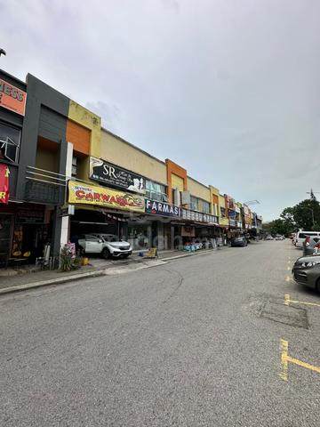 2 Storey Shop lot Alam Jaya Bandar Puncak Alam Selangor 1