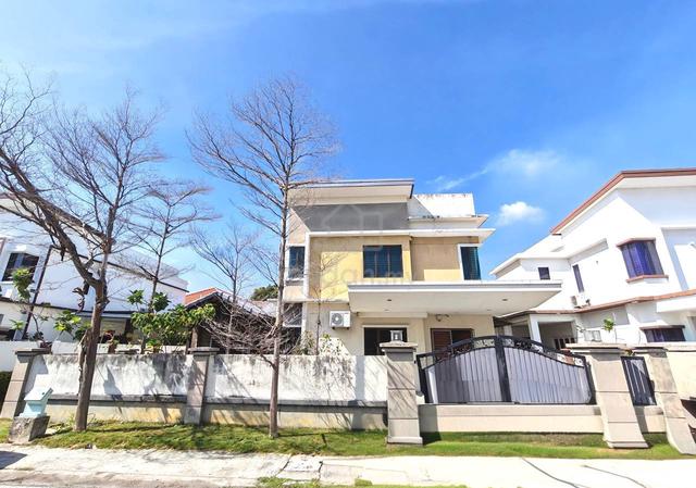 2sty Bungalow Aman Perdana 6,300sq ft with Pool Inside House 1