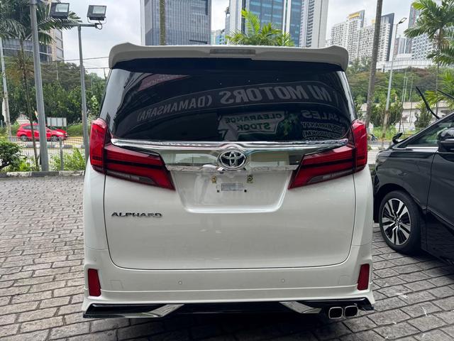 [MAY] 2022 Toyota ALPHARD 2.5 SC (A) - 4