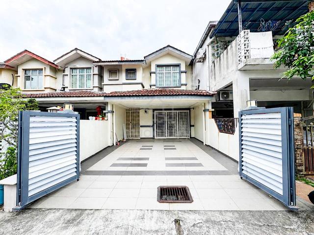 House For Double Storey Taman Putra Prima, Puchong 1