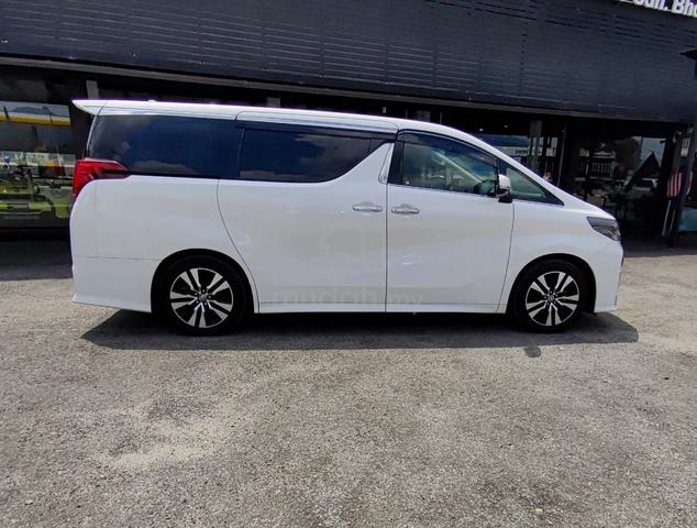 2021 Toyota Alphard 2.5 Sc - 3