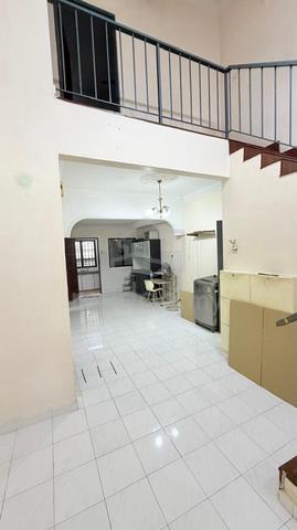 Masai 1.5 storey house 3bed 3bath / seri alam / Jln Bayu 1