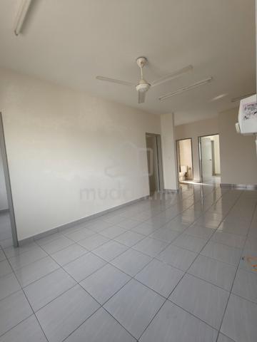PLATINUM Residence Dengkil, Sepang 1