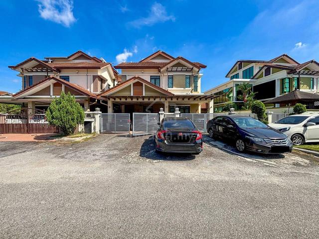 For Sale 2.5 Storey Semi D Puncak Bangi, Seksyen 6, Bandar Baru Bangi 1