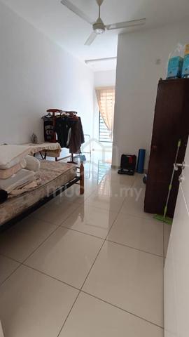 Drop Price 22x80 mellonia Suriaman 2b Sendayan  Double Storey Terrace 3