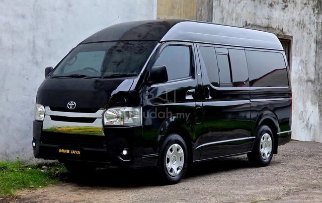Toyota Hiace KDH200 2.7 Petrol Highroof Window Van - 3