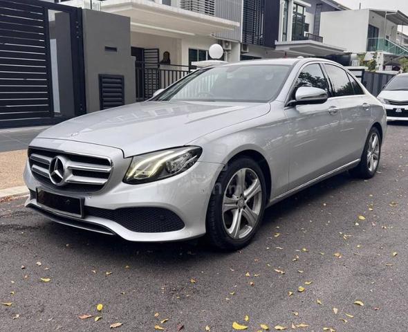 Mercedes Benz E200 AVANTGARDE 62k km CBU Germany - 4