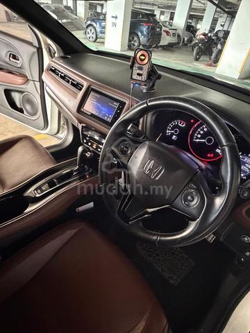 2020 Honda HR-V 1.8 RS (A) Direct Owner - 4