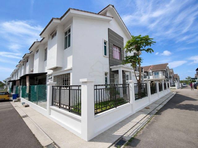 END LOT + LAND Meridin East Bestari Perdana, Pasir Gudang 1