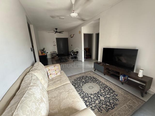 Residensi Laguna Biru 2 1