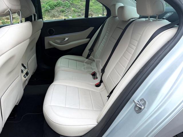 2016 Mercedes Benz E250 AVANTGARDE (CBU) 2.0 (A) - 5