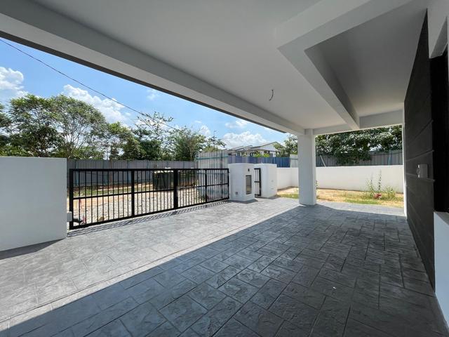 [READY MOVE IN] 2sty Semi D, Near Putrajaya 1