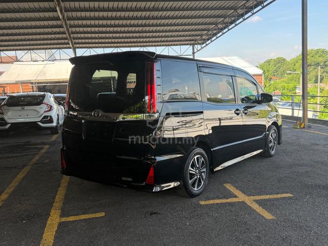 2021 Toyota NOAH 2.0 SI (A) - 4