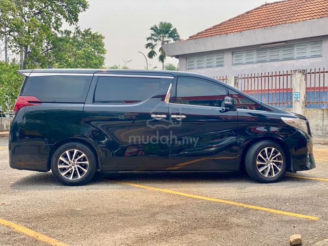 2016 Toyota ALPHARD 3.5 EXECUTIVE LOUNGE GGH30R - 3