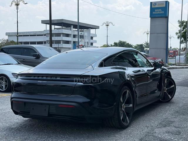 2024 Porsche TAYCAN FULL BLACK 5000KM SPORT CHRONO - 2