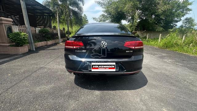 2019 Volkswagen PASSAT 1.8 TSI COMFORTLINE (CKD) - 4