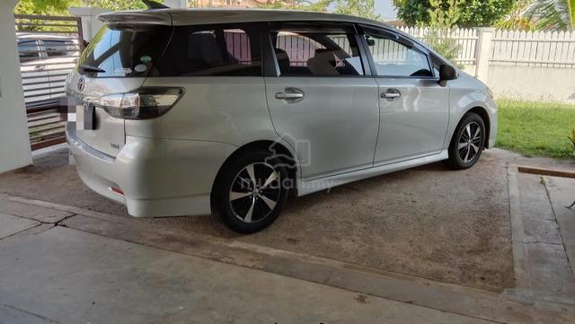 2014 Toyota WISH 1.8 S FACELIFT (A) - 1