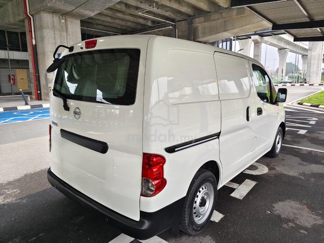 2015 Nissan NV200 1.6 (M) Panel Van - 3